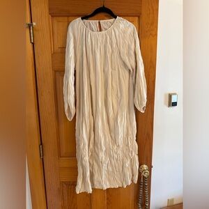 Women's Cream Long Sleeve Crinkled Dress